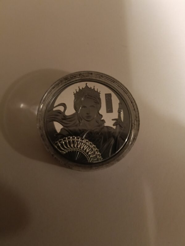 2025 Chess Queen Niue Black 1oz Silver Bullion Proof coin - Image 3